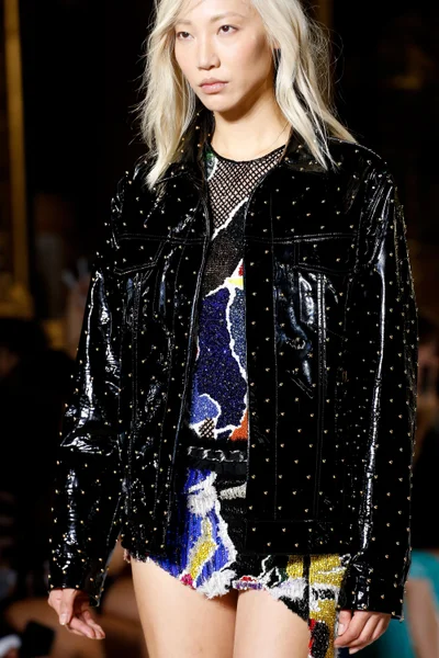 Look 96